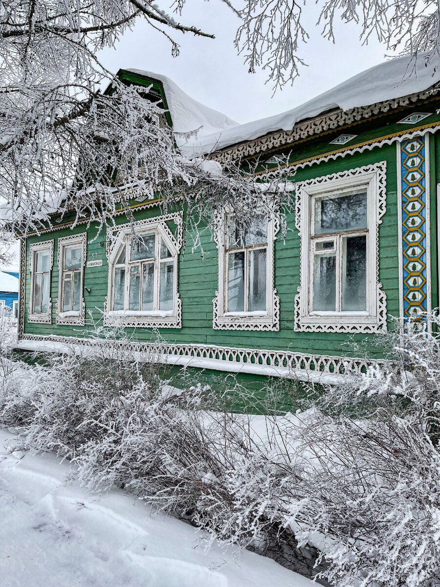 Резная Вологдчина постепенно исчезает... Показываю, какие уцелевшие домики  нам удалось найти | Твой альтернативный гид | Дзен