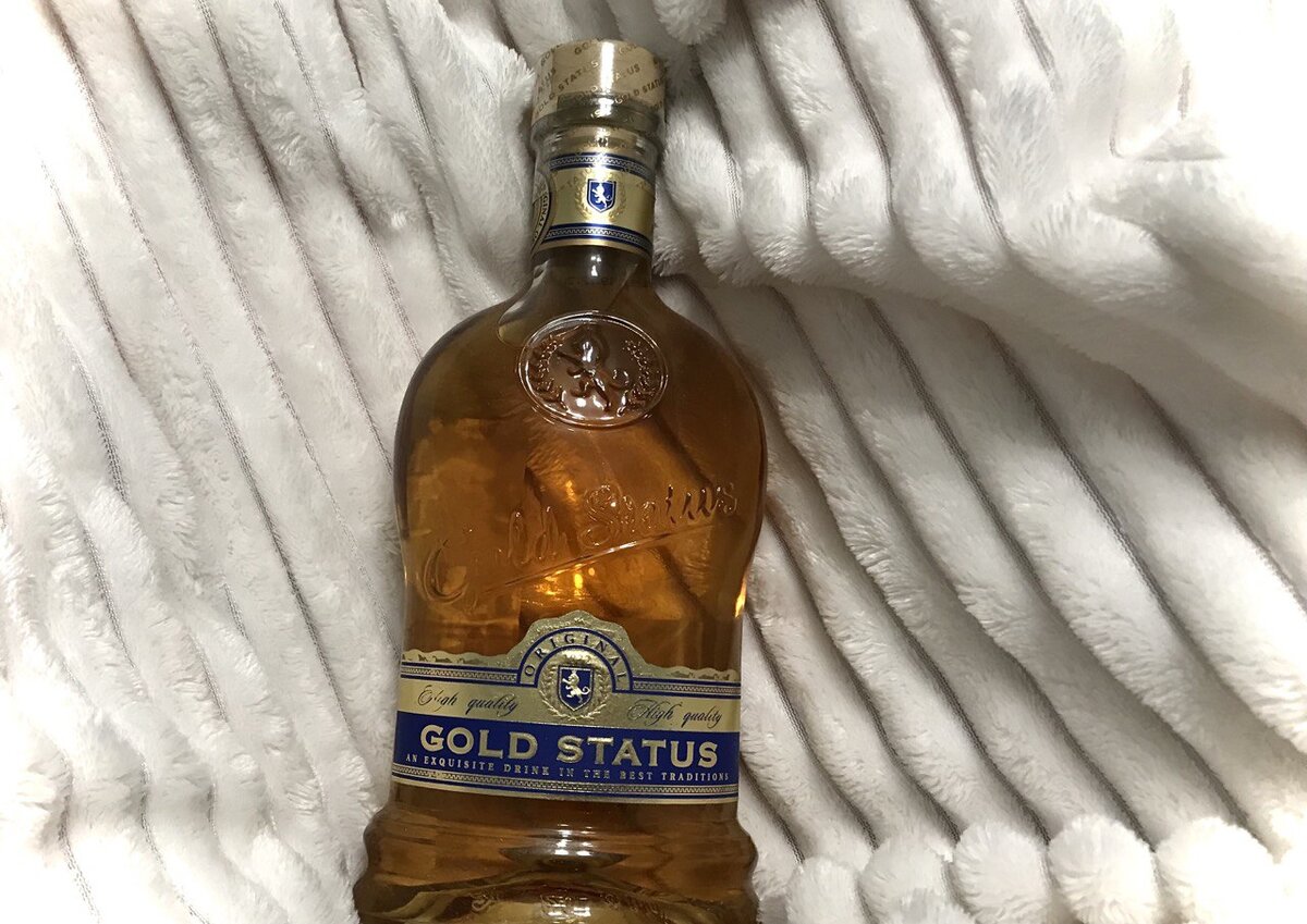 Коньяк Gold Status («Голд Статус»)