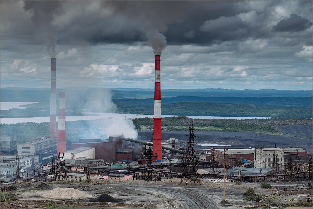 Металлургический мончегорск. Кольская ГМК Мончегорск. Кольская ГМК Нор никель. Норильск Кольская ГМК. Мончегорск завод Североникель.