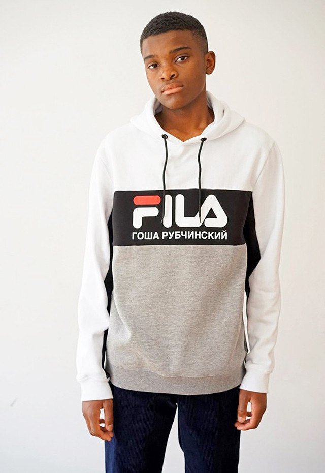 Гоша рубчинский это. Гоша Рубчинский. Fila Гоша Рубчинский худи. Fila Гоша Рубчинский куртка. Fila x Гоша Рубчинский