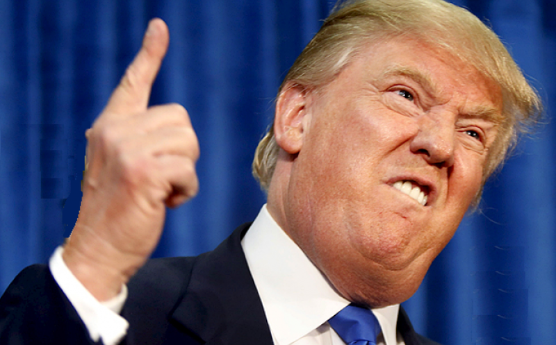 Fired мем. Мемы про огонь. You are fired trump мем. Вокруг огонь мем. Fired мем.