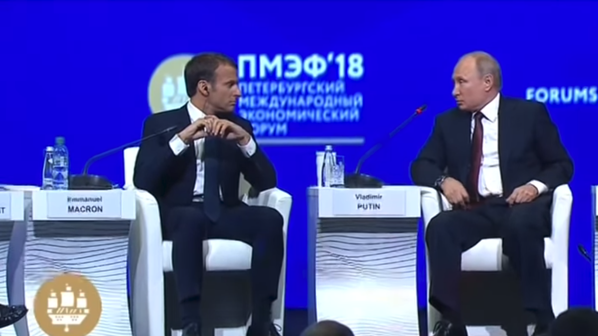 Эммануэль Макрон и Владимир Путин