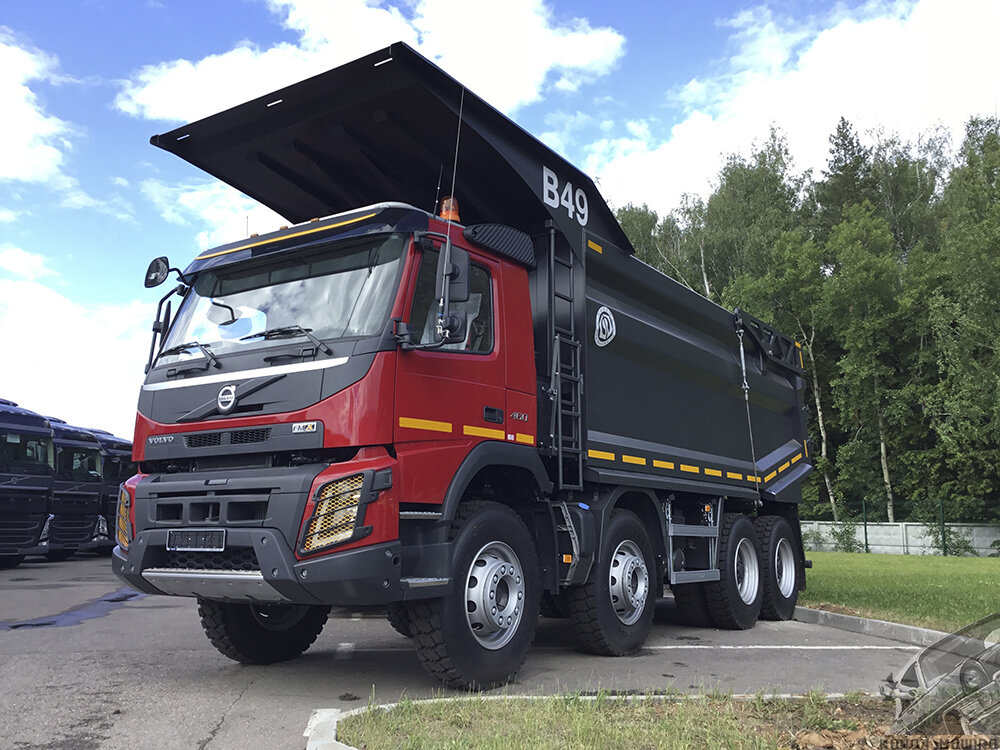 2010 Volvo FMX 8x4 022