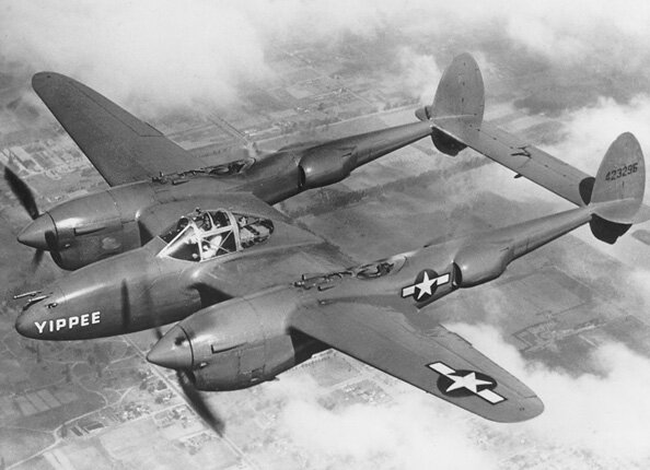                                                    P-38  "Лайтинг"