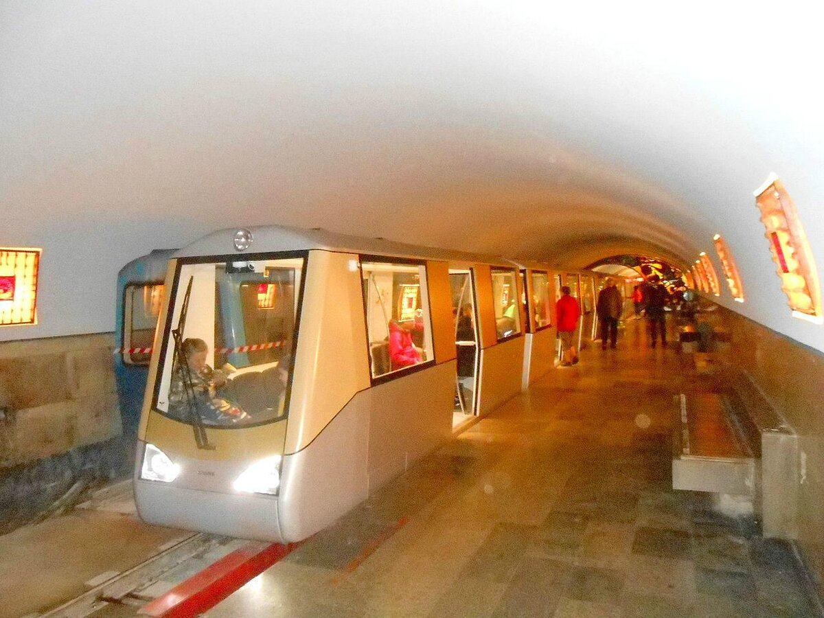 Новоафонская пещера метро