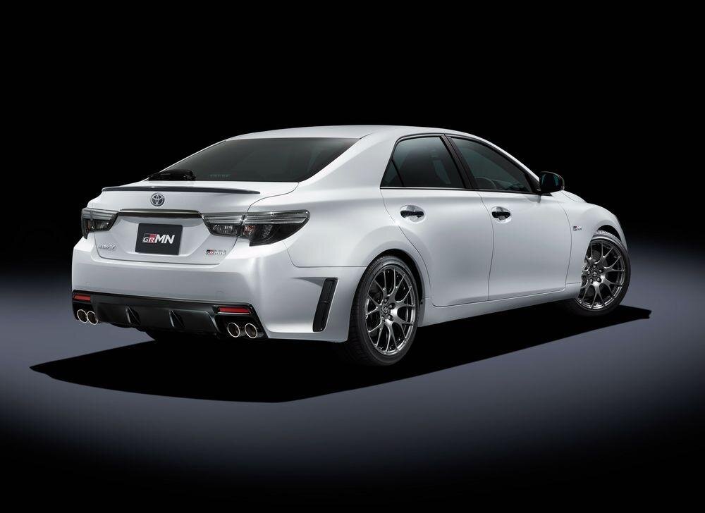 Toyota Mark X GRMN 2019 года