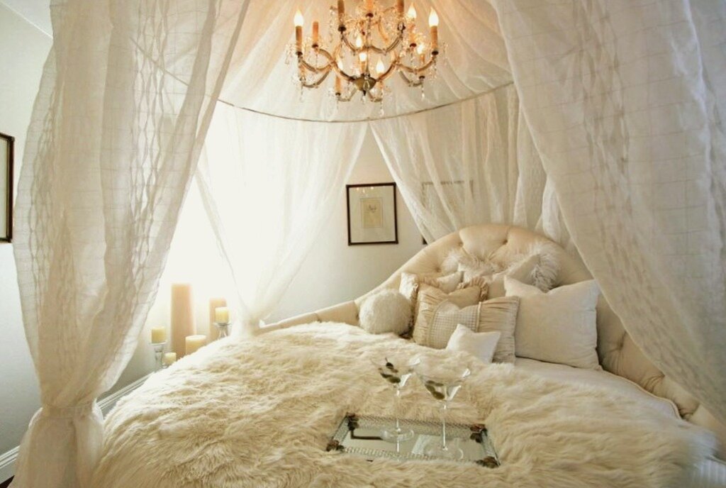 Спальня для молодых. Источник фото: cozyblog.ru