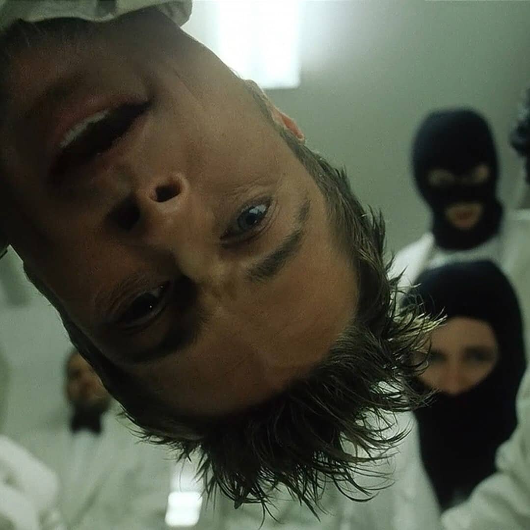 Сцена из фильма «Бойцовский клуб»