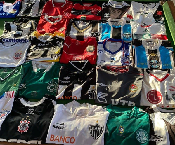 Фото футболок из инстаграма Дэни