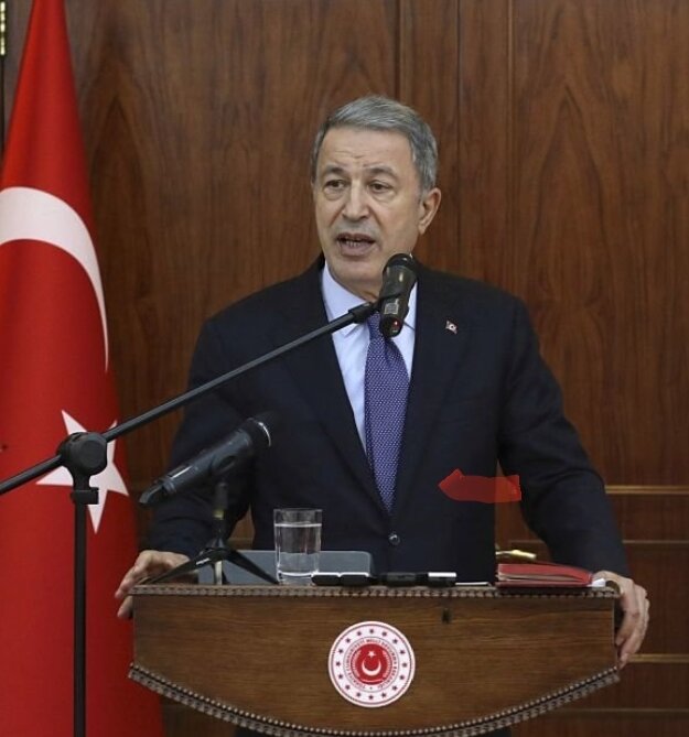 Ответственный министр министерства национальной обороны Турецкой Республики: Хулуси Акар