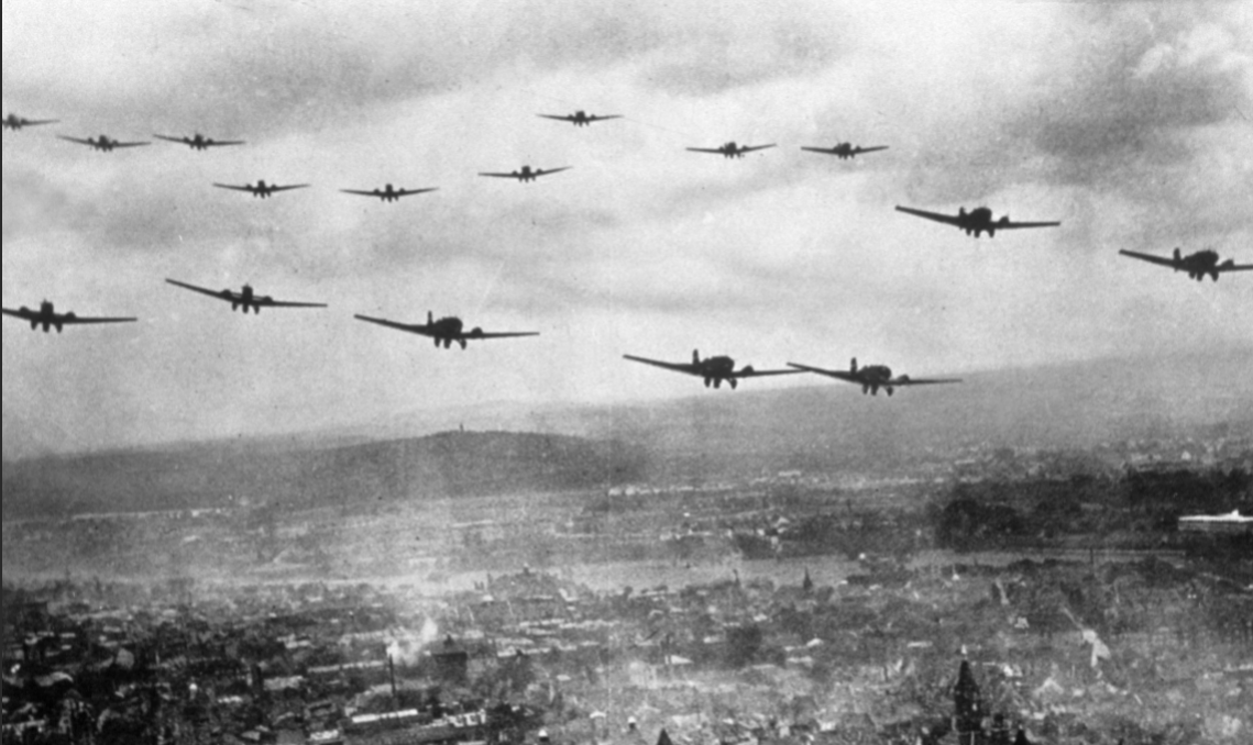 Вторжение военно-воздушных сил Германии на границы СССР - 1941 г. (Яндекс-картинки)