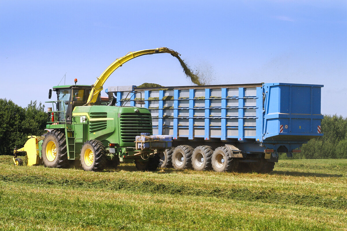 Новый прицеп Ярославич ПСП-35 в работе 