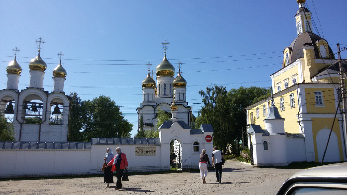 По дороге в монастырь