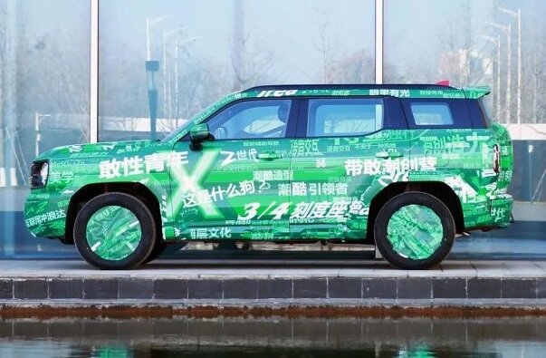 На фото: Haval Cool Dog в "камуфляже" во время дорожных испытаний