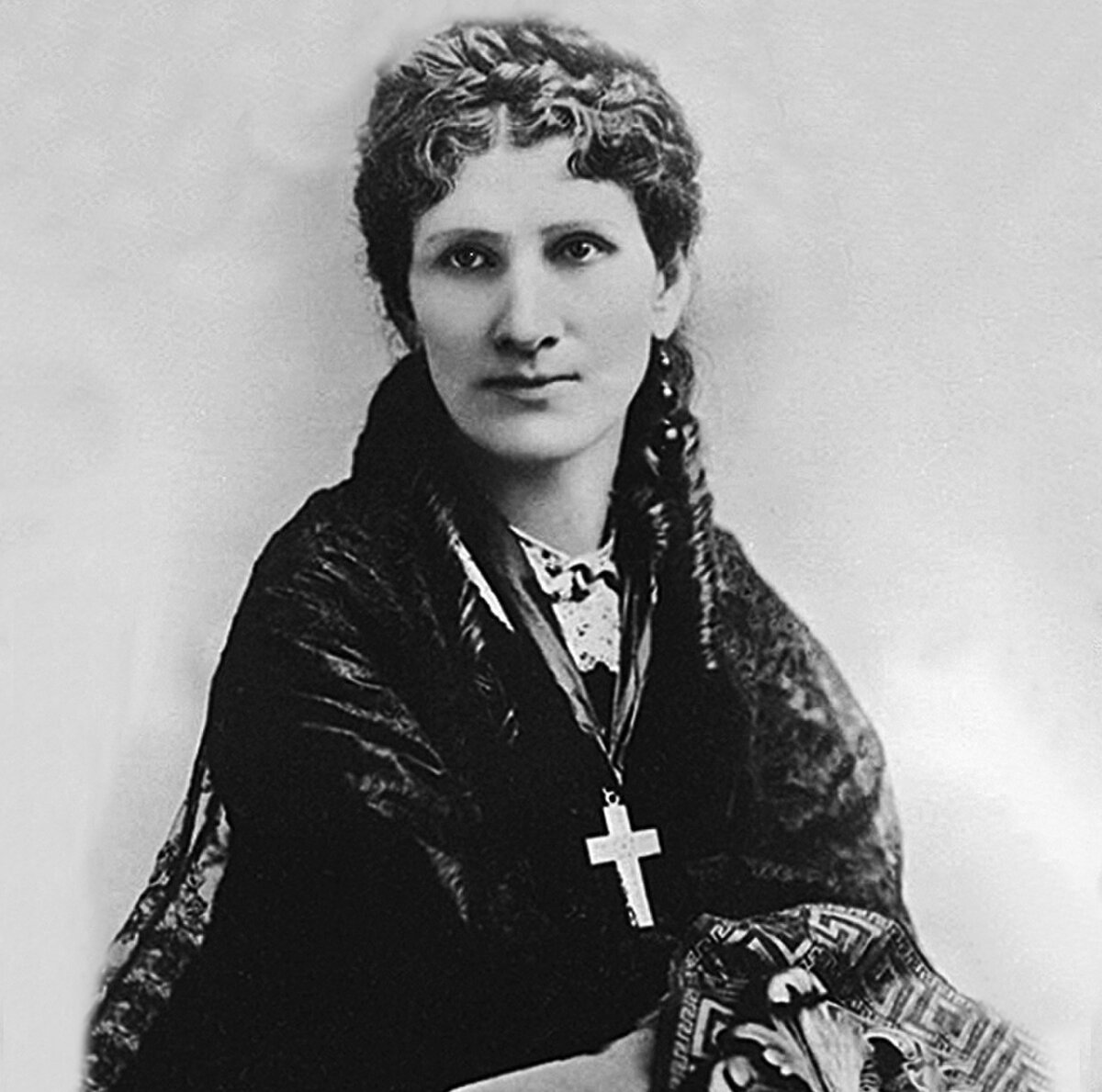 Анна Леонуэнс до 1915 года