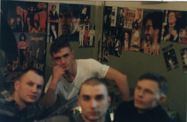 Рок-Экипаж. 1997 г. Слева направо: я, Касяка, Винт и Дядя Сэм.