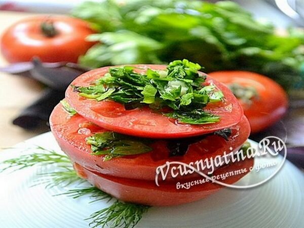 Малосольные помидоры с укропом и чесноком, пошаговый рецепт с фото от автора Лера на 60 ккал