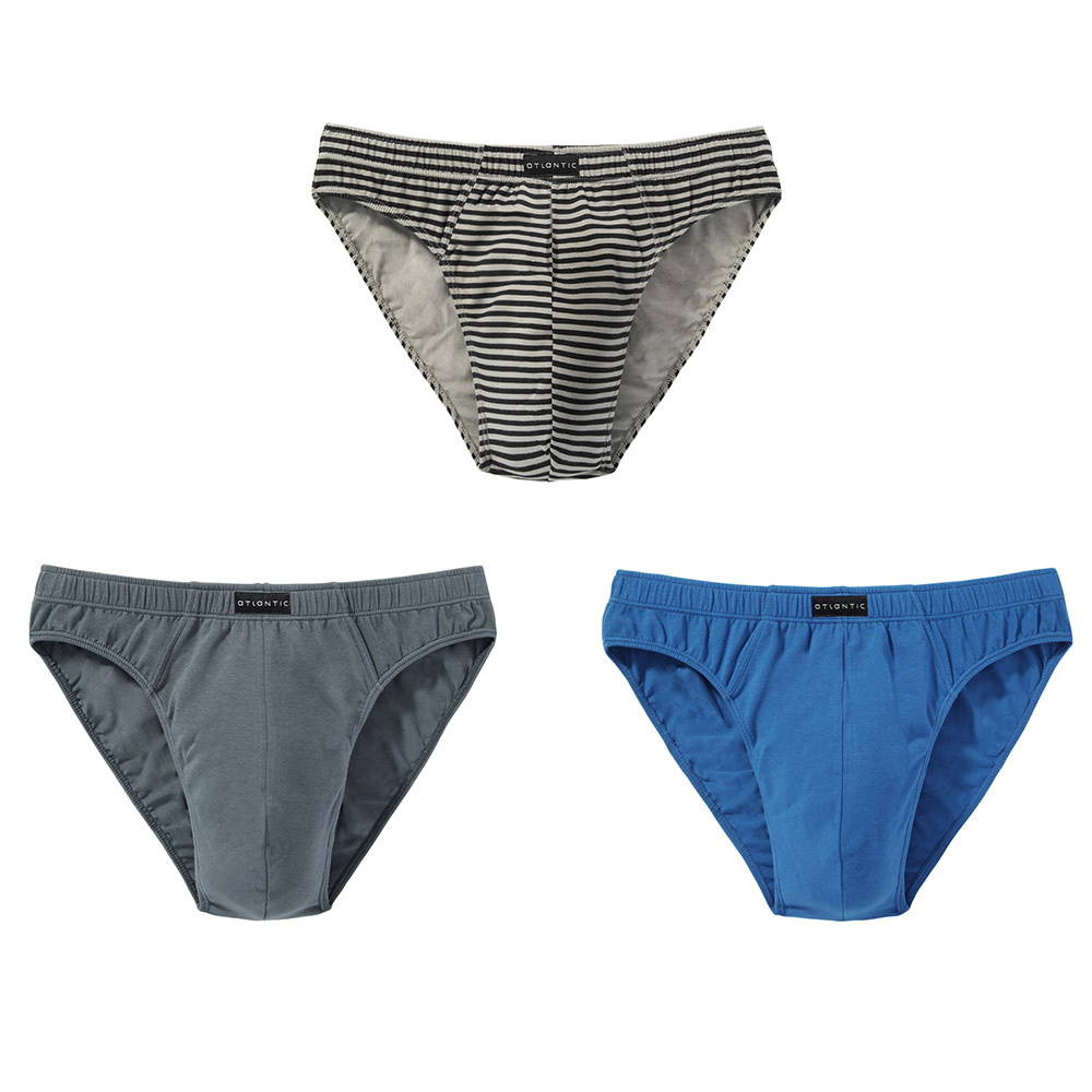 Не следует дарить парню на 23 февраля нижнее бельё