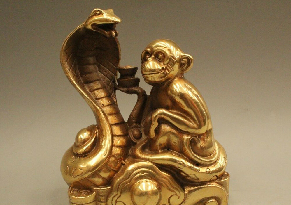 В векторном союзе Змея хозяин, а Обезьяна слуга