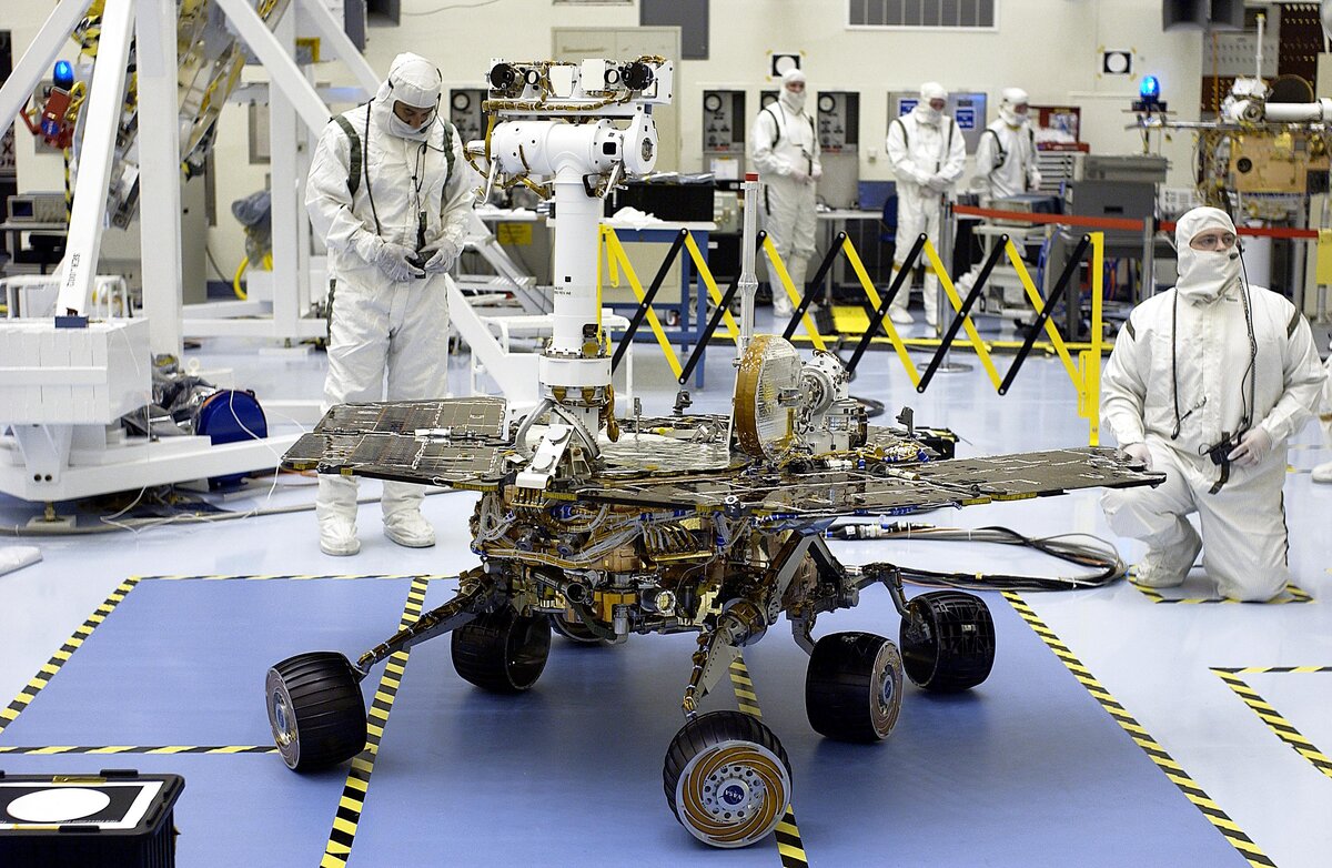 "Mars Exploration Rover-2 (MER-2)" by Robert Sullivan is licensed under CC BY 2.0