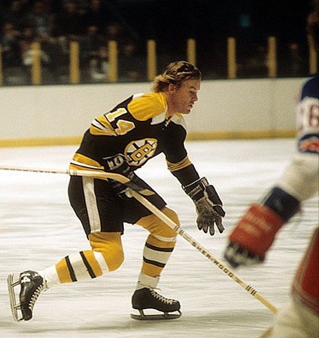 Эйс Бейли в цветах команды Бостон Брюинз 