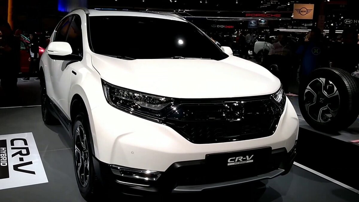 Гибридный вариант Honda CR-V  2020 - получит 2,0-литровый двигатель с 2 электромоторами. 