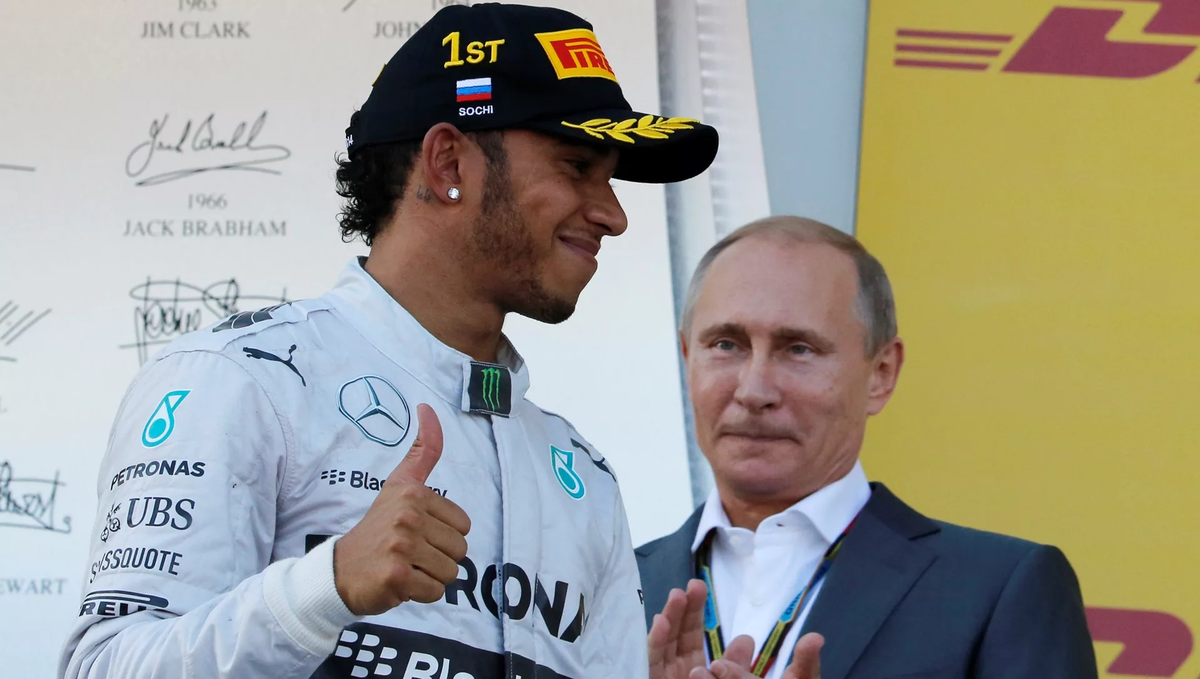 Льюис победитель первого гран-при России