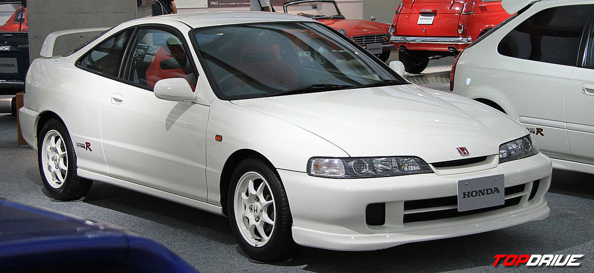 Источник фото: яндекс.картинки. На фото рестайлинговая версия Honda Integra Type-R