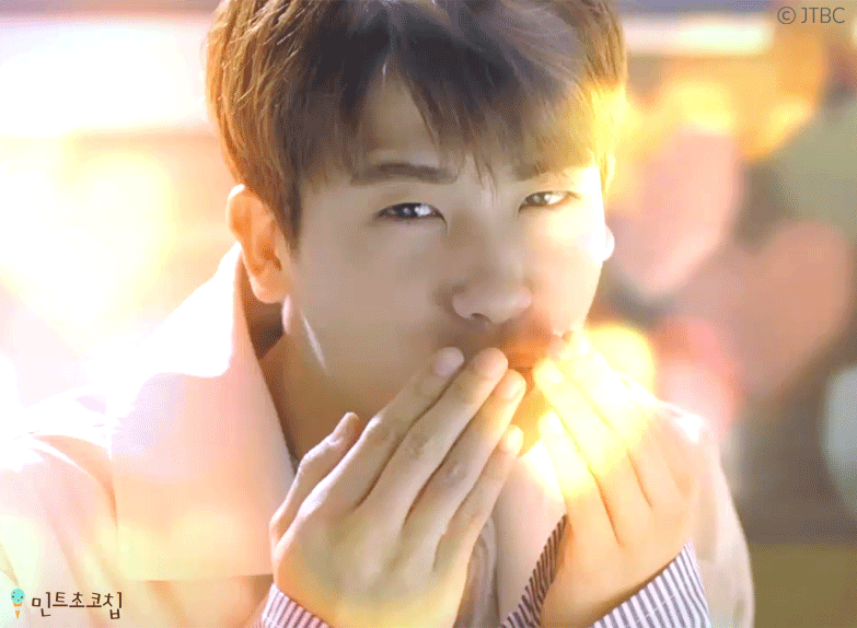 Актёр Пак Хён Шик