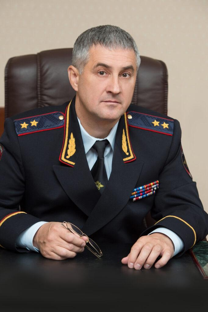 Генерал Макаров ГУСБ МВД. Гу собственной безопасности