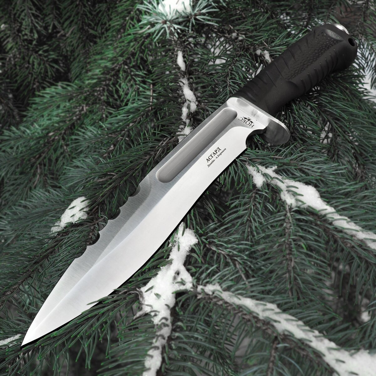 Дизайн Александра Бирюкова.