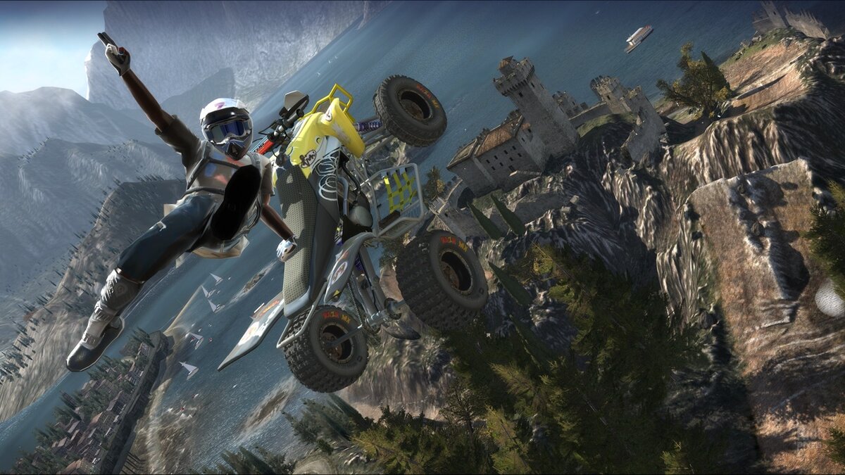 А это гонка вообще не про спорткары. Здесь мы буде покорять местность на квадроциклах:
Особенность этой игры в том что значимую часть времени гонка будет происходить в воздухе. Гравитация в Pure немного подкручена, поэтому прыгнув с трамплина мы часто отправляемся в невероятные полёты в 50-100 метрах над землёй.
Конечно, в полёте нужно выделывать разнообразные трюки, комбинировать их. Порой даже время будет замедляться.
Квадроциклы можно перебирать практически полностью: от ручки до колёс.
Музыка: музыка тут то что надо ( на самом деле как и в большинстве гонок из списка)