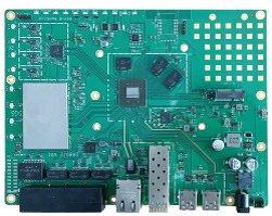  
 Wallys анонсировали плату маршрутизатора DR8072 V01, которая работает под Linux, оснащена четырехядерным -A53 Qualcomm IPQ8072A с частотой 2.2Ггц, мини-PCIe, 4хGbE и 10GbE SFP, а также медными портами. Параллельно с этим в Innodisk продемонстрировали первый в мире модуль 10Gbe M.2. 
 
 За прошедший год наблюдалось увеличение использования во встроенных системах портов 2.5GbE и 10GbE. Теперь же Wallys анонсировали плату маршрутизатора с двойными портами 10GbE, а Innodisk выпустили совместимый с Linux модуль EGPL-T10, который позиционируется как первый в мире 10Gbe модуль M.2. 
 
 Выпущенная Wallys плата DR8072 продолжает предыдущую модель DR8072A, которая также работает под управлением OpenWRT и других дистрибутивов Linux на четырехядерном -A53 Qualcomm IPQ8072A с частотой 2.2Ггц. Эта система оборудована двухполосным радиомодулем со стандартом 4х4 802.11ax (WiFi 6), поддерживающим до 8 потоков со скоростью до 2475Мб/с. Основное отличие новой платы V01 в предоставляемых ей двойных портах 10GbE вместо двойных 2.5GbE. 
 
 📷DR8072 V01 
 
 SoC IPQ8072A “Hawkeye” является младшей моделью в линейке платформ Qualcomm Networking Pro 1200, которую завершает IPQ8078 с 12 пространственными потоками. Эти системы предлагают более высокую частоту в 2.2Ггц по сравнению с серией IPQ6000, которая встречается на таких платах Wallys, как DR-6018-S на базе IPQ6010, DR6018 на базе IPQ6018 и DR6000 на базе IPQ6000. 
 
 DR8072 V01 оснащена 512Мб DDR4-2400 с возможностью расширения до 2Гб. При этом вы также получаете 8Мб NOR и 256 NAND Flash с возможностью апгрейда до 1Гб NAND. Аналогично предыдущей модели, она предоставляет 4 порта 1GbE и 2 порта USB 3.0. Один интерфейс 10GbE реализован через медный порт RJ45, а второй через оптический разъем SFP. 
 
 На плате присутствуют 8 точек подключения антенн U.FL, поддерживающих до 8 WiFi-соединений, а также слот мини-PCIe Gen3, хотя на детальном изображении он обозначен как M.2. DR8072A предоставляет последовательные и JTAG разъемы, 2хLED, разъем под 12VDC, а также кнопку программного сброса. Рабочий температурный диапазон платы составляет от -20 до +70С.