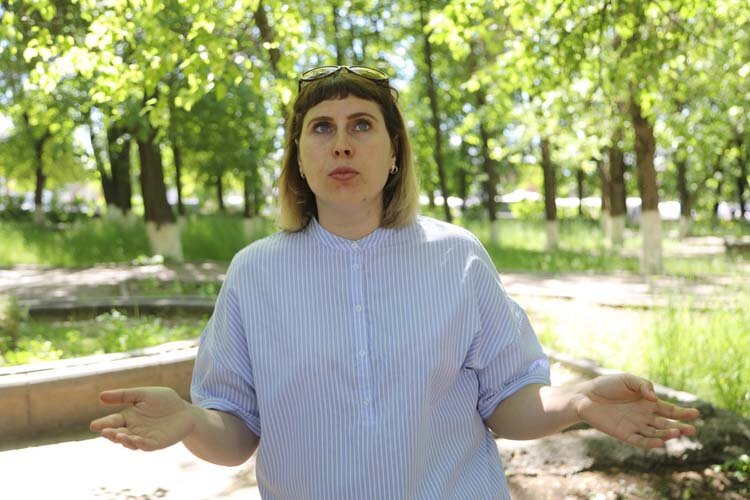 Елена Спирина: «Касиму за верную службу в вассальное владение был пожалован городец Мещерский. Таким образом в 1452 году сюда съезжаются татары из Астрахани, Сибири, Крыма и начинают обживать территорию, здесь формируется Касимовское царство, или Татарское ханство, которое правило на нашей земле в течение 229 лет»