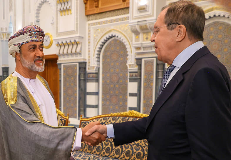 Сергей Лавров попал и в нефть, и в газ. Визит Лаврова в Оман...