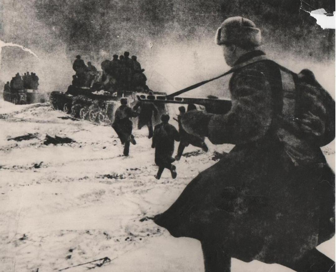 Сталинградская битва (19 ноября 1942 года – 2 февраля 1943 года) –. 19 Ноября Сталинградская битва. Сталинград контрнаступление 19 ноября 1942г. Контрнаступление красной армии Сталинград.