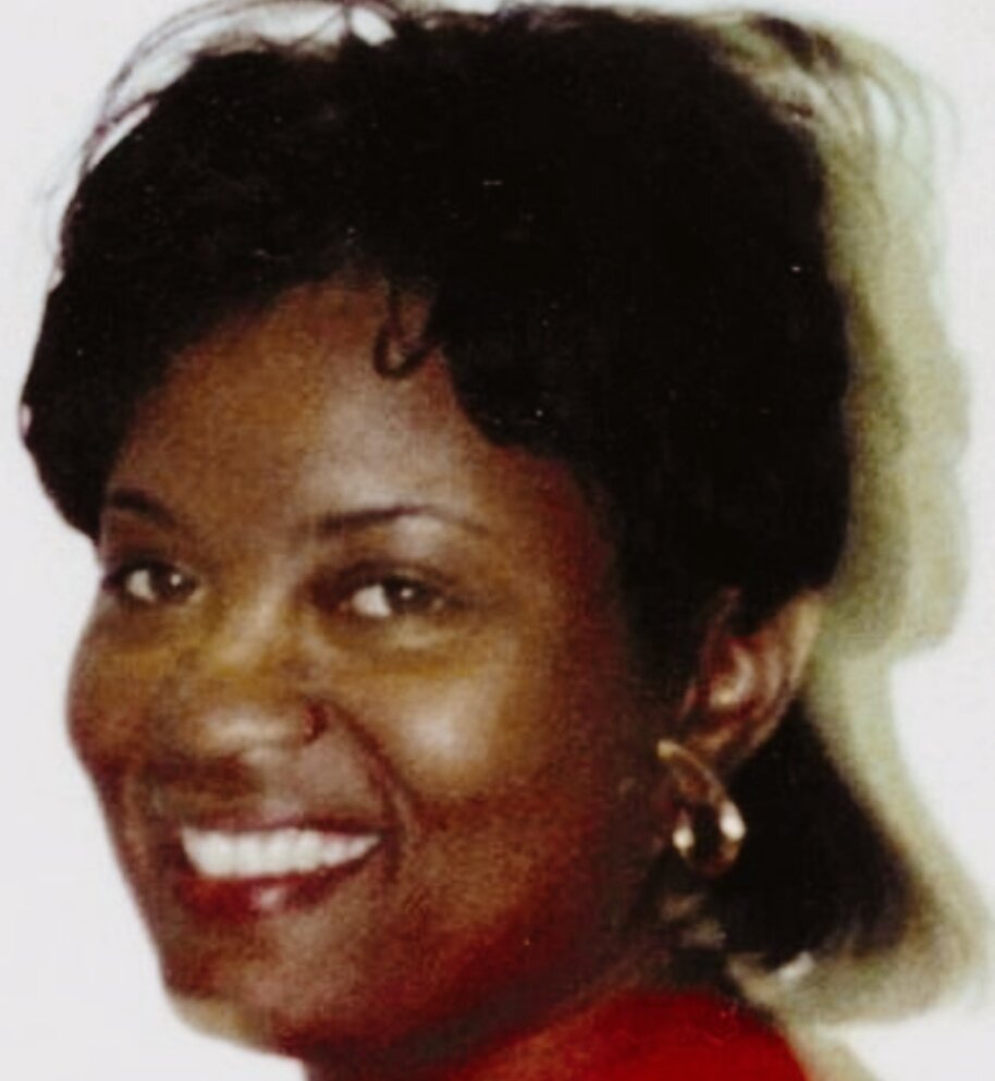 Соня Николь Спейтс