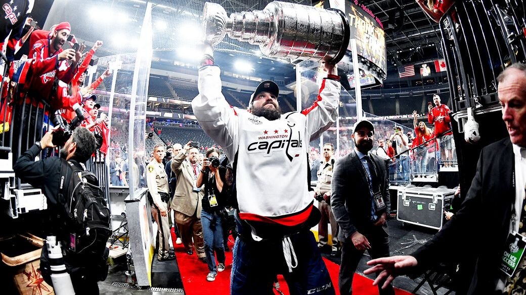    nhl.com