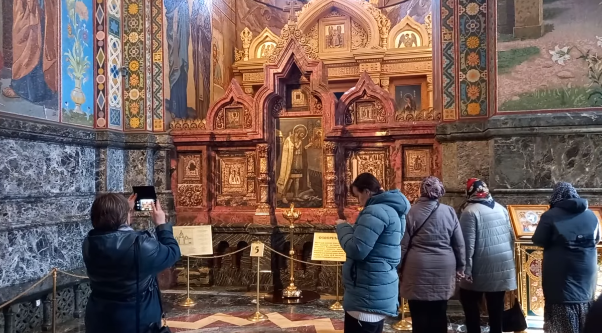 Ограда у Спаса на крови в Санкт-Петербурге. Покушение на императора России храм на крови. Спасение на Водах храм Санкт-Петербург где был. Фото на Спасе на крови о передаче Приморья.