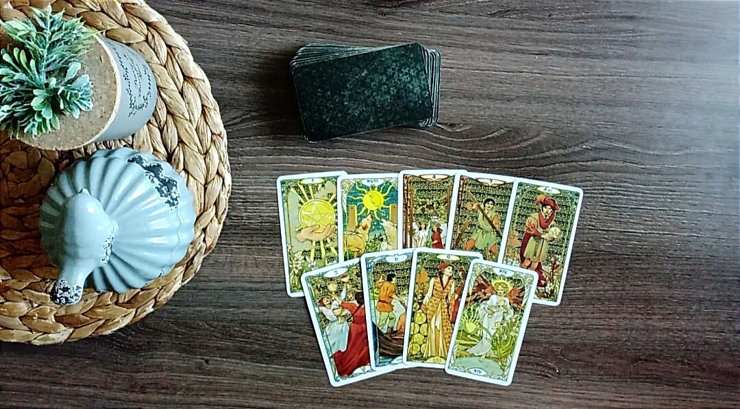 Канал "быстро на таро"