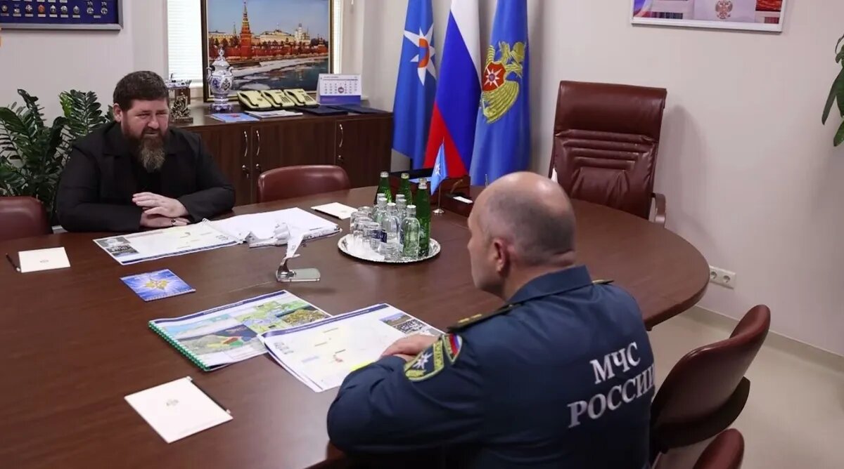 Рамзан Кадыров и Александр Куренков. Фото: кадр из видео Telegram