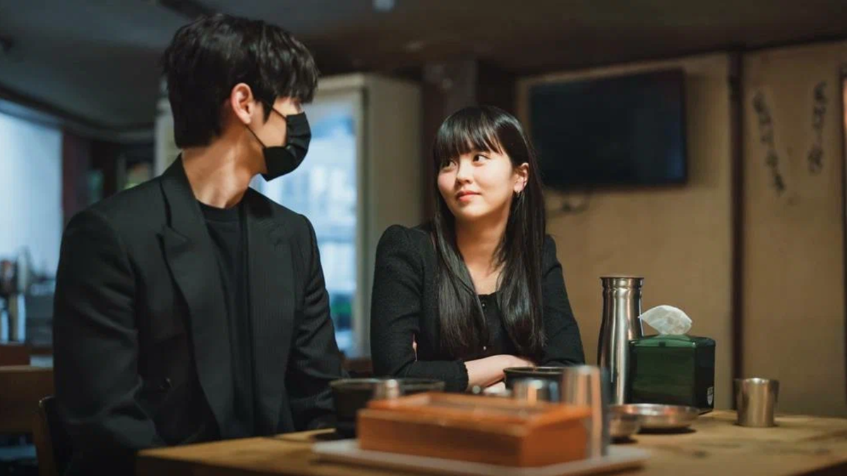 Кадр из дорамы "Бесполезная ложь"