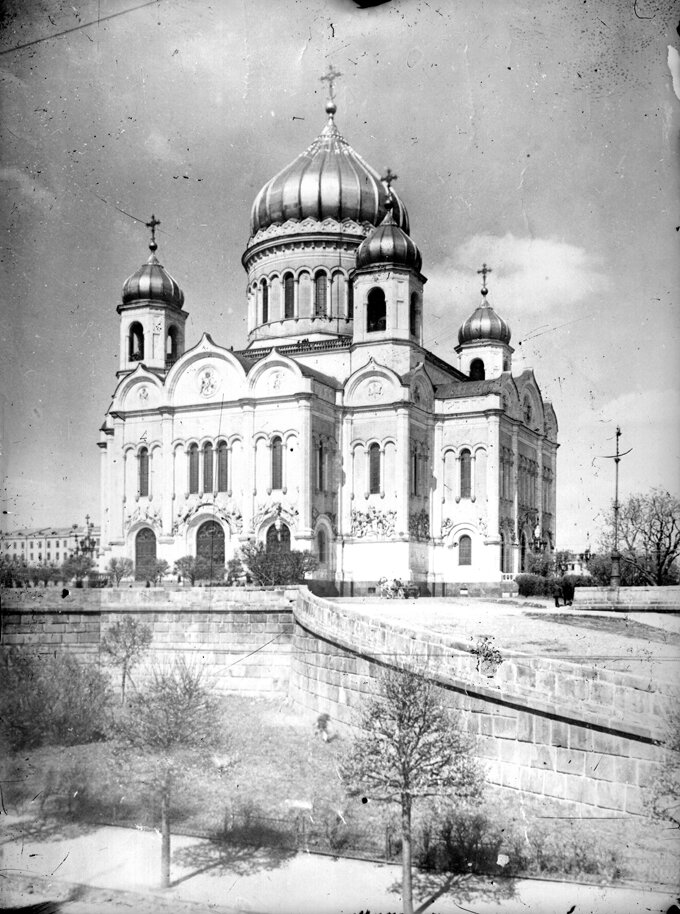 Взорванные храмы москвы. Москва храм Христа Спасителя 1931. Храм Христа Спасителя взорван в 1931. Храм Христа Спасителя до 1931 года. Храм Христа Спасителя 1883 года.