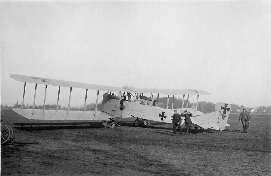 Г iv. Бомбардировщик Гота g4. Бомбардировщик Гота г 4. Бомбардировщик Gotha g.v. Бомбардировщик Gotha g.IV / G.V.