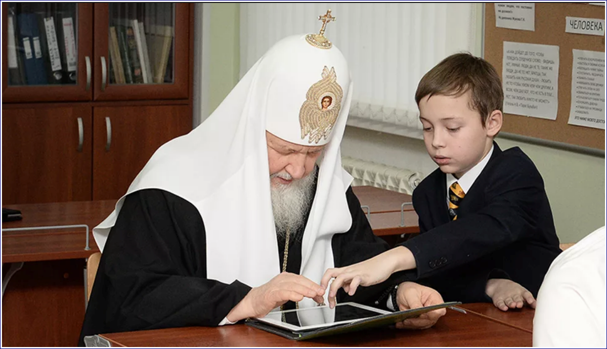 Патриарх Кирилл пользуется интернетом, но очень редко // фото: foma.ru