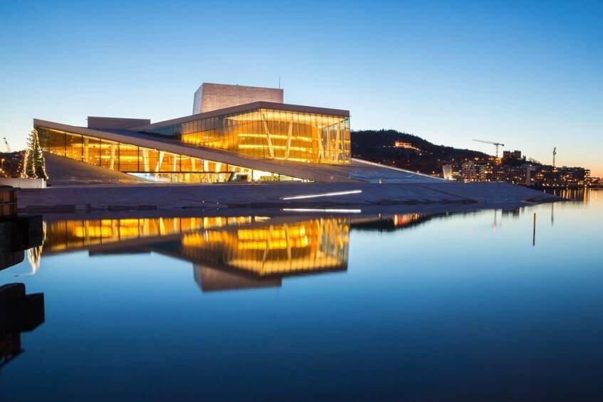 Скандинавским странам есть, что предложить. А в 2018 году, в столице Норвегии, отмечает свое десятилетие Оперный театр.