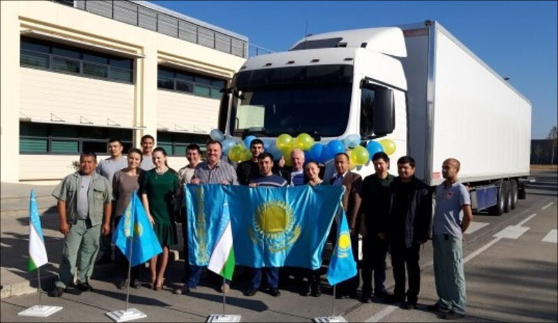 Фура с узбекскими сигаретами для Алма-Аты. Фото с сайта Uza.uz