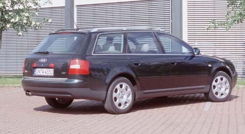  Новая Audi A6 была представлена в 1997 году и выпускалась до 2004 года. Ауди получила новую платформу С5. Новый стиль стал лицом всей линейки Audi.-2