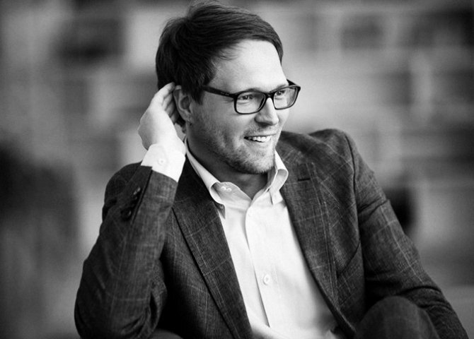 Роман Супер