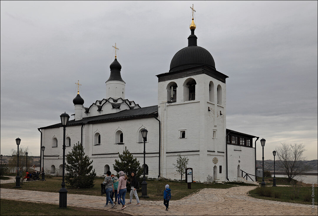 Храм в свияжске